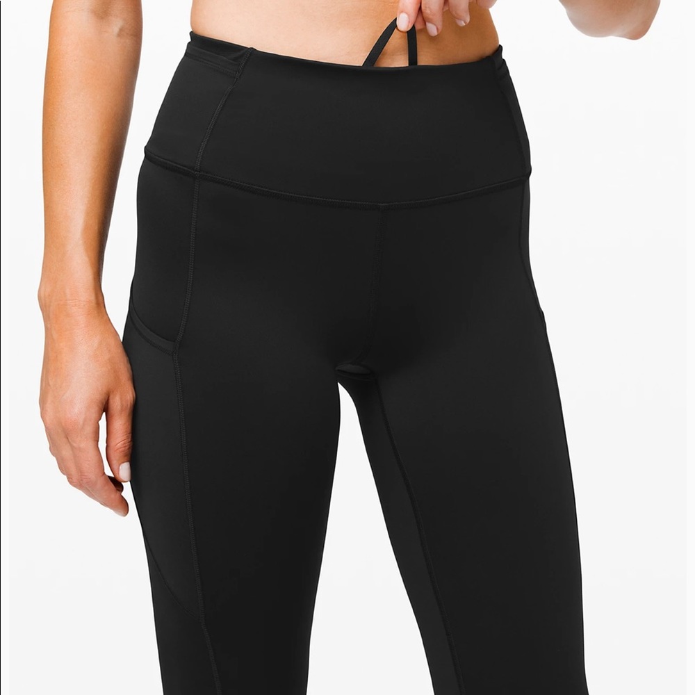 Fast and free high rise crop black 4 reflective - Picture 4 of 6